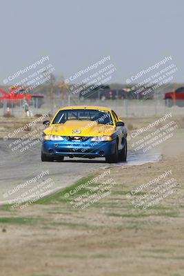 media/Oct-25-2025-CalClub SCCA (Sat) [[34c778dfbe]]/Group 3/Qualifying/